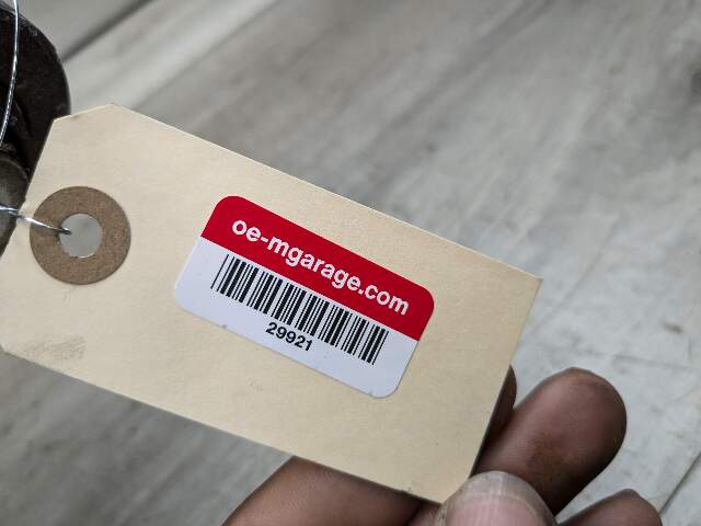 17-23 OEM BMW G30 530 540 M5550 REAR Right Passenger Hub Knuckle Bearing Carrier