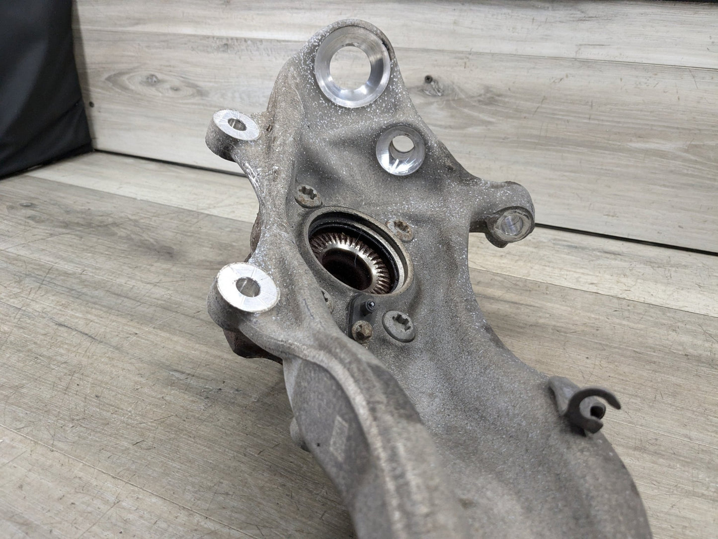 OEM BMW G12 740 750 AWD Front Right Passenger Hub Spindle Knuckle Wheel Bearing