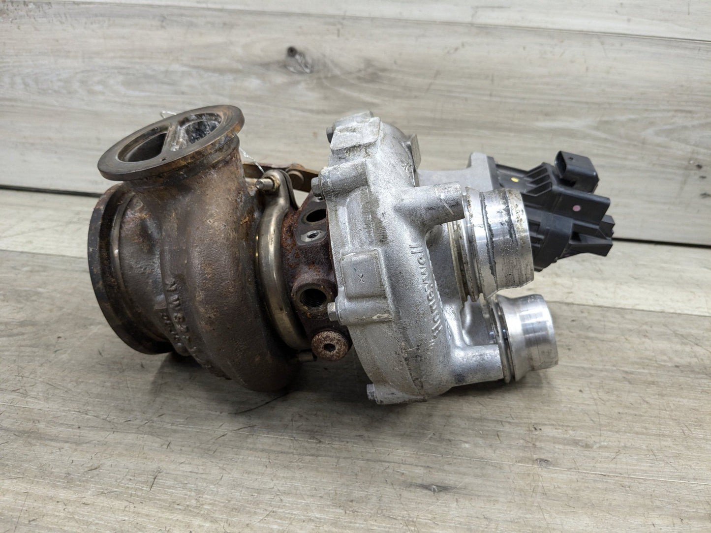 16-19 OEM BMW G11 G12 G30 M550 Left Right Turbo Turbocharger N63R V8 4.4L Engine