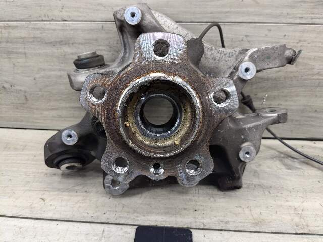 18-24 OEM BMW G01 X3 REAR Right Passenger Side Wheel Hub Spindle Knuckle Bearing