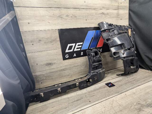 18-23 OEM BMW G01 F97 X3 REAR Right Side Bumper Bracket Support Guid Mount AWD