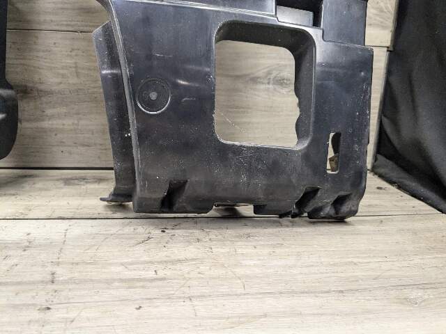 18-23 OEM BMW G01 F97 X3 REAR Right Side Bumper Bracket Support Guid Mount AWD