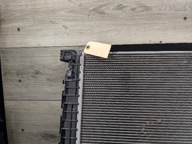PRE-LCI OEM BMW G11 G12 750i 750iX G30 M550iX Auxiliary Coolant Radiator N63R