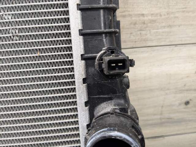 PRE-LCI OEM BMW G11 G12 750i 750iX G30 M550iX Auxiliary Coolant Radiator N63R