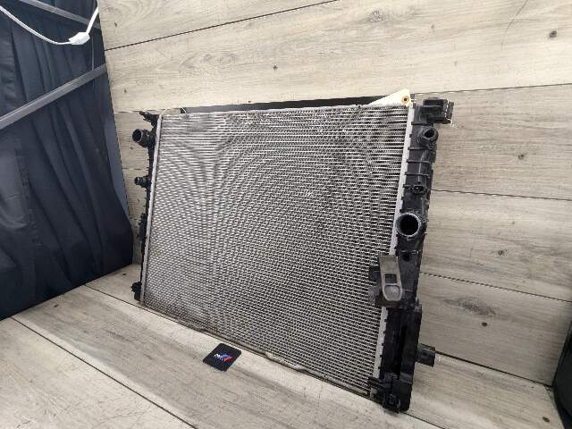 PRE-LCI OEM BMW G11 G12 750i 750iX G30 M550iX Auxiliary Coolant Radiator N63R