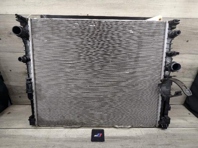 PRE-LCI OEM BMW G11 G12 750i 750iX G30 M550iX Auxiliary Coolant Radiator N63R