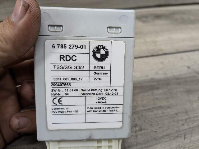 OEM BMW E82 E90 E92 E60 E70 X5 X6 M3 Tire Pressure Control Module Unit TPMS RDC