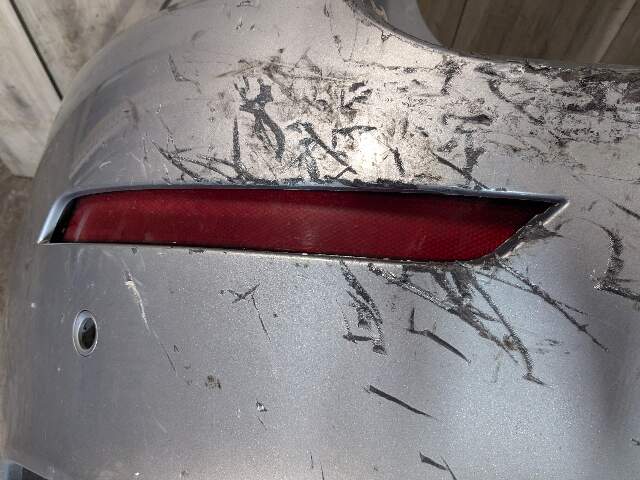 *DAMAGE* 10-14 OEM BMW E71 X6M Rear Bumper Cover Panel Assembly Silver