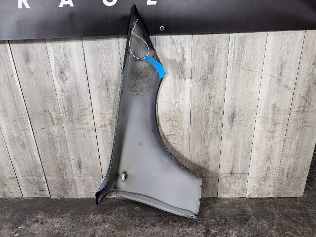 *NOTE* 08-13 OEM BMW E82 E88 128 135 Right Passenger Side Fender Panel Gray B39