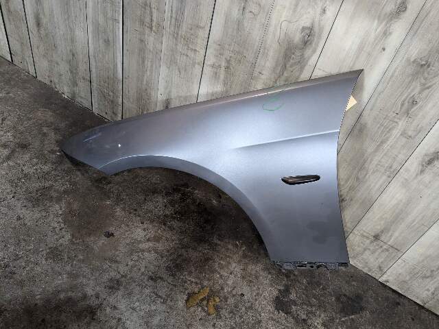 SCRATCHES* NOTE* 07-13 OEM BMW E92 E93 328 335 Left Driver Side Fender Panel