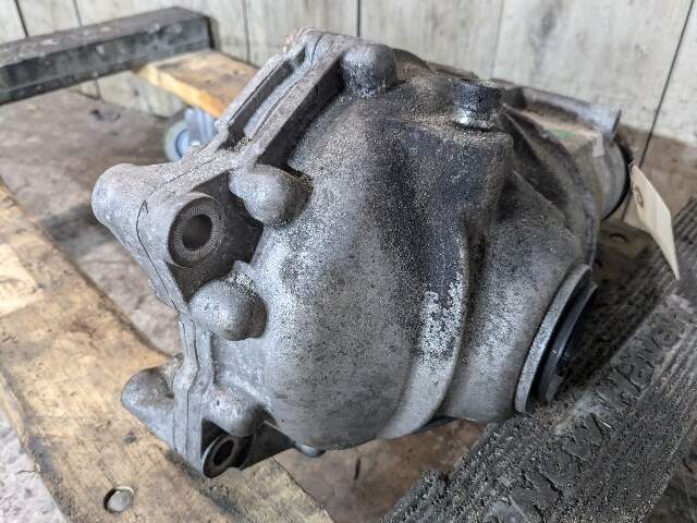 11-13 OEM BMW E70 E72 X5 X6 LCI Front Differential Axle Carrier 3.64 123k DIESEL