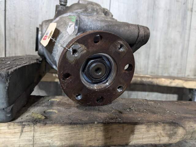 11-13 OEM BMW E70 E72 X5 X6 LCI Front Differential Axle Carrier 3.64 123k DIESEL