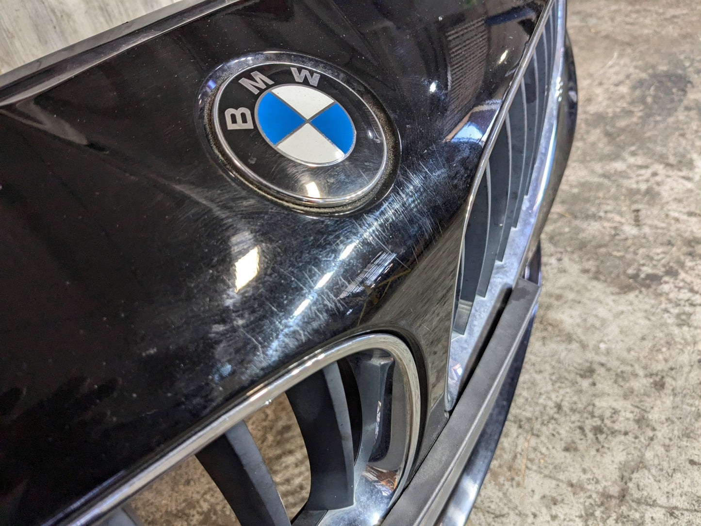 *OEM BMW E89 Z4 Front Bumper Cover Panel Assembly Alpine Black 668 w/ Grilles