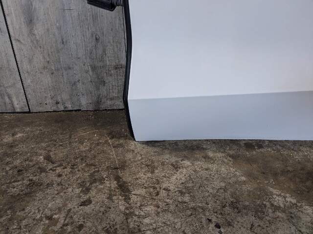 19-23 OEM BMW G05 X5 Rear Left Driver Side Door Shell Panel White 300