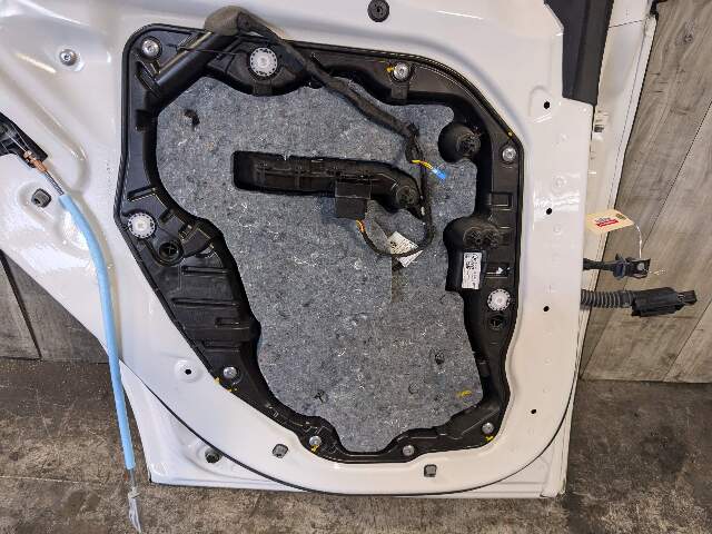 19-23 OEM BMW G05 X5 Rear Left Driver Side Door Shell Panel White 300