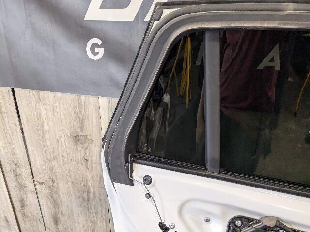 19-23 OEM BMW G05 X5 Rear Left Driver Side Door Shell Panel White 300