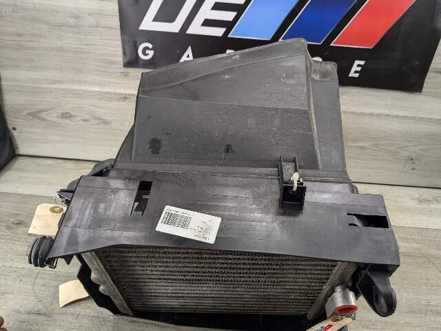 *10-14 OEM BMW E70 E71 X5M X6M Engine S63 Oil Cooler Assembly w/ Bracket