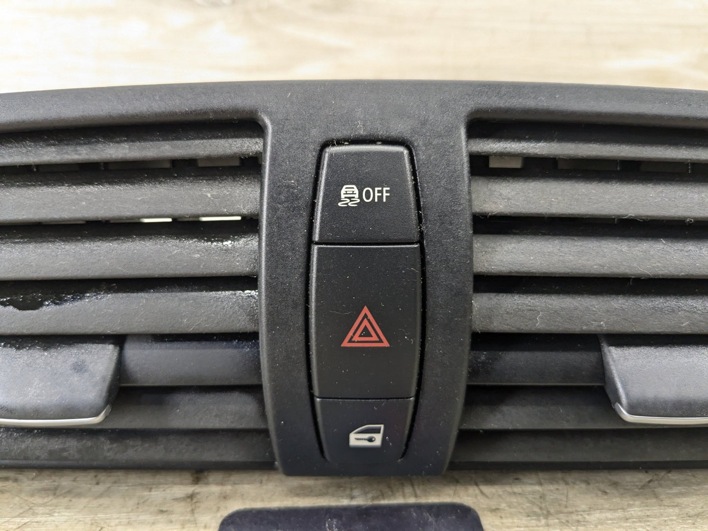 08-13 OEM BMW E82 E88 135 128 Central Dash AC Air Vent Hazard Light