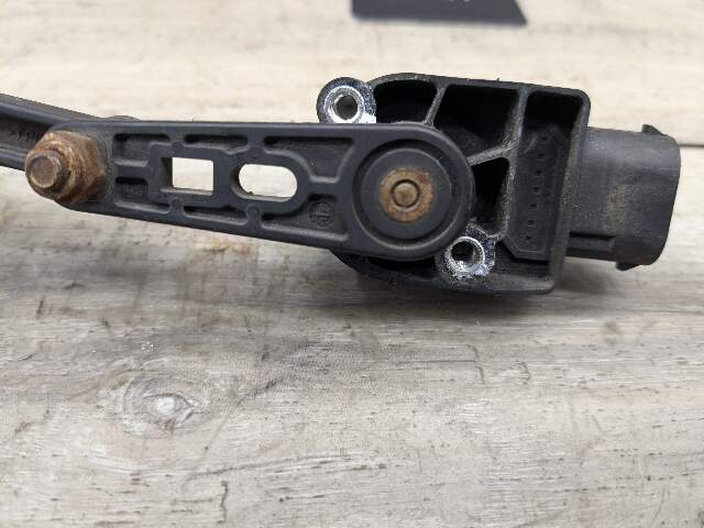 OEM BMW F30 F80 G30 G20 M3 Fronr Rear Left Right Suspension Height Level Sensor