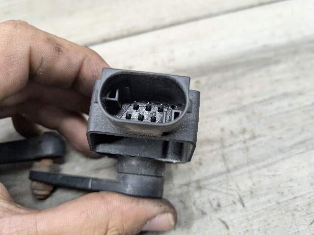 OEM BMW F30 F80 G30 G20 M3 Fronr Rear Left Right Suspension Height Level Sensor