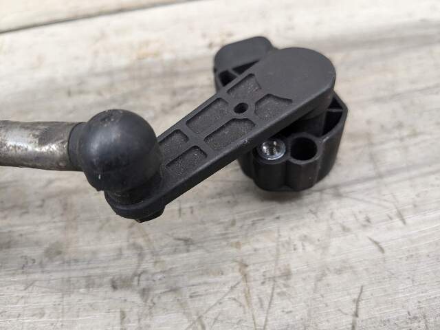 09-16 OEM BMW E82 E88 E89 Front Rear Left Right Suspension Height Level Sensor