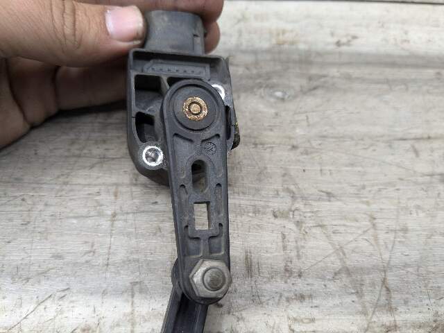 OEM BMW F30 F80 G30 G20 M3 Fronr Rear Left Right Suspension Height Level Sensor