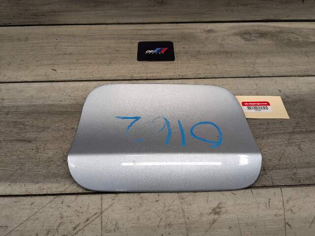 08-14 OEM BMW E71 X6 X6M Fuel Tank Filler Door Cover Lid Panel Silver
