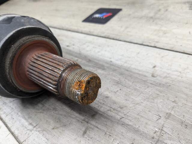 07-13 OEM BMW E82 E88 E90 E92 DCT MT Rear Left Axle Output Half Shaft Assembly