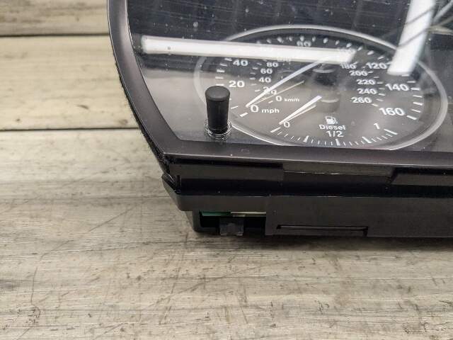 09-11 OEM BMW E70 E71 X5 X6 DIESEL Speedometer Instrument Gauge Cluster