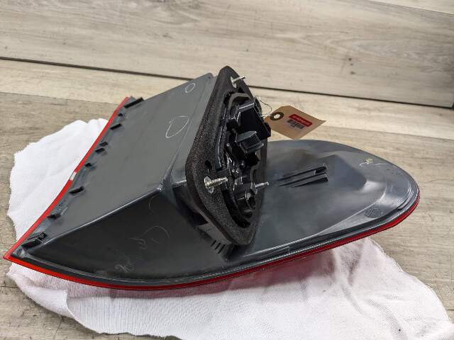 11-13 OEM BMW E70 X5 LCI Rear Right Passenger Side Outer Tail Light