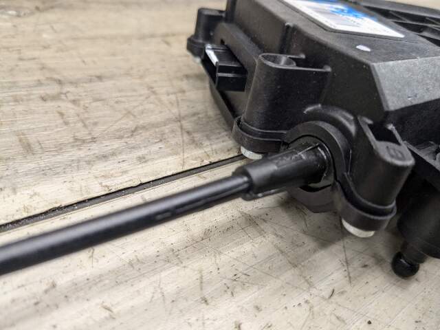 19-21 OEM BMW G20 G80 330 M340 Trunk Lid Actuator Latch Lock System w Soft Close