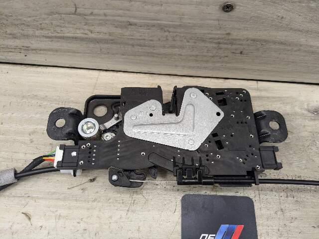 19-21 OEM BMW G20 G80 330 M340 Trunk Lid Actuator Latch Lock System w Soft Close