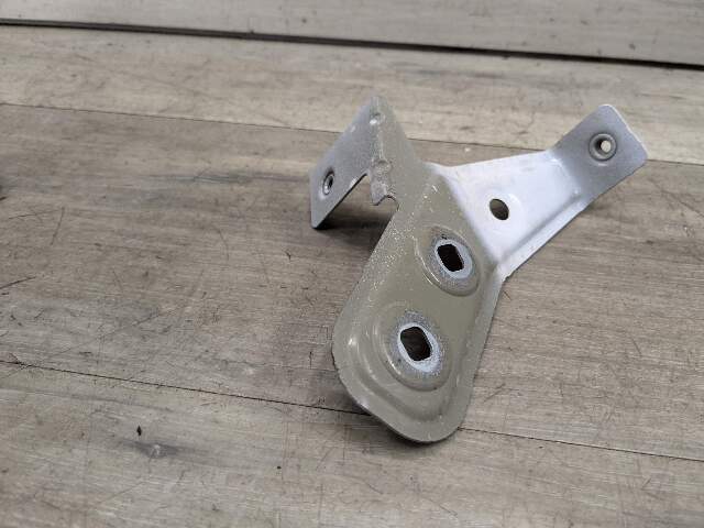 19-24 OEM BMW G20 330 M340 Front Right Passenger Side Fender Holder Bracket SET