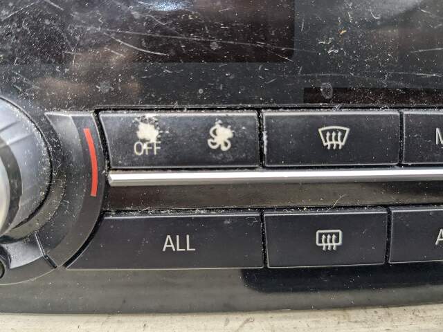 NOTE OEM BMW F01 F02 740 750 AC Switch Heater Climate Control Radio Media Button