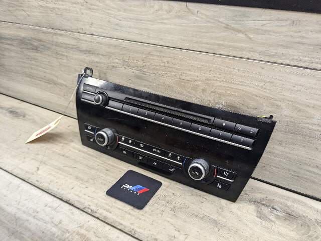 NOTE OEM BMW F01 F02 740 750 AC Switch Heater Climate Control Radio Media Button