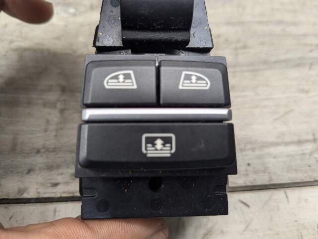 10-18 BMW F01 F02 F06 F07 Rear Window Regulator Sun Shade Control Switch