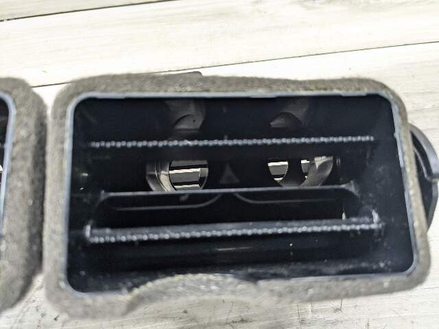 09-15 OEM BMW F01 F02 740 750 760 ALPINA B7 Dash Center Air Vent Grille Black