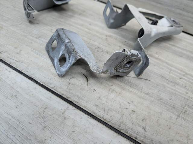 09-15 OEM BMW F01 F02 740 750 Front Right Passenger Fender Bracket Holder SET