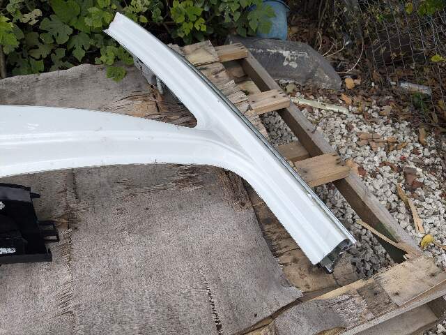 19-23 OEM BMW G05 X5 Left Driver Side B Pillar Door Body Cut Structure