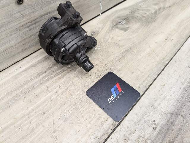 OEM BMW F97 F98 G01 G02 G05 G06 G07 I8 X3 X4 X5 X6 X3M Auxililiary Water Pump