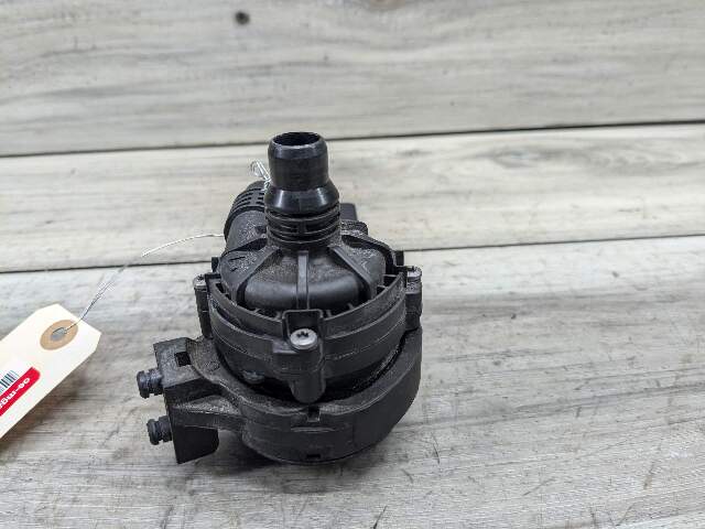 OEM BMW F97 F98 G01 G02 G05 G06 G07 I8 X3 X4 X5 X6 X3M Auxililiary Water Pump