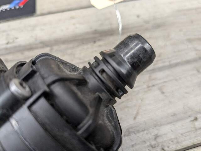 OEM BMW F97 F98 G01 G02 G05 G06 G07 I8 X3 X4 X5 X6 X3M Auxililiary Water Pump