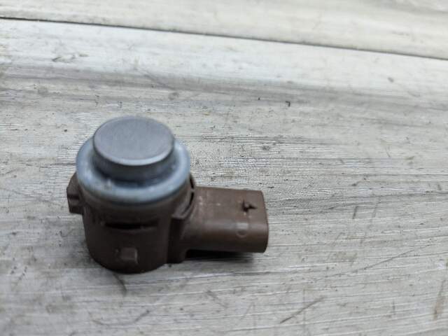 OEM BMW G30 F90 M5 F15 F25 G01 G02 Bumper Parking PDC Ultrasonic Sensor Gray
