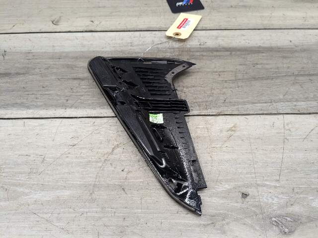 20-24 OEM BMW F97 X3M Right Passenger Side Fender Air Duct Vent Trim Molding