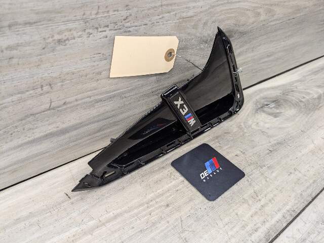 20-24 OEM BMW F97 X3M Right Passenger Side Fender Air Duct Vent Trim Molding