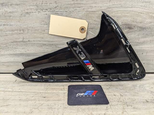 20-24 OEM BMW F97 X3M Right Passenger Side Fender Air Duct Vent Trim Molding