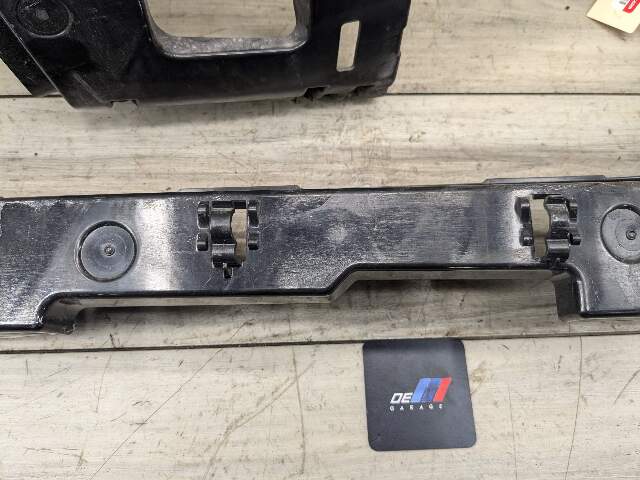 18-21 OEM BMW G01 F97 X3 REAR Right Side Bumper Bracket Support Guid Mount