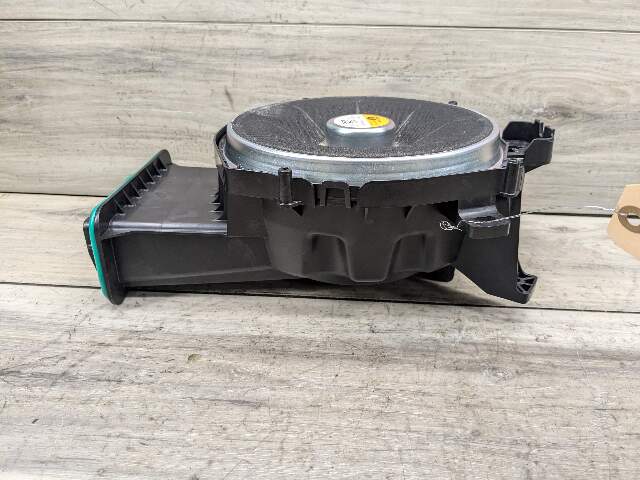 OEM BMW G01 G02 F97 F98 X3 X4 Sub Subwoofer Audio Speaker HARMAN KARDON