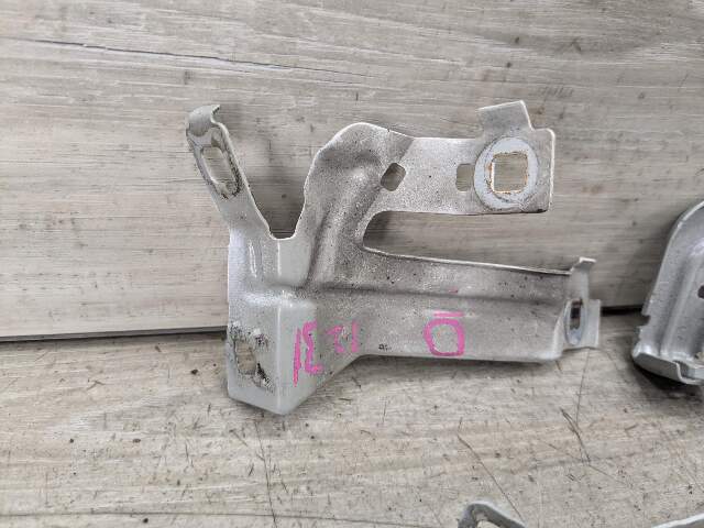 12-20 OEM BMW F30 F32 F33 F36 430 335 Front Right Fender Wing Holder Bracket SET