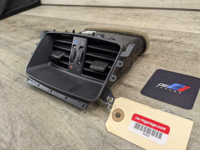 07-13 OEM BMW E92 328 335 Coupe Interior Central Console Rear Vent